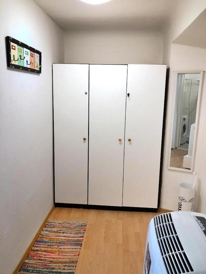 1Br Apartment On The Most Beautiful Street In Ljubljana Center Экстерьер фото